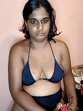 Snapshot of indianstrawberrylips4u chatting on February 24, 6:09 pm indianstrawberrylips4u online show from February 24, 6:09 pm