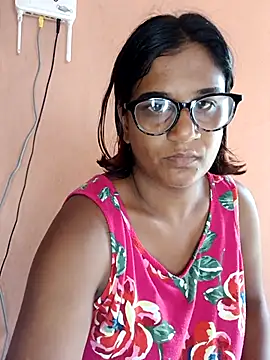 indianstrawberrylips4u online show from March 6, 5:13 am