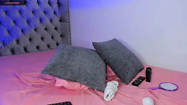 eva cutee  online show from April 10, 12:17 am