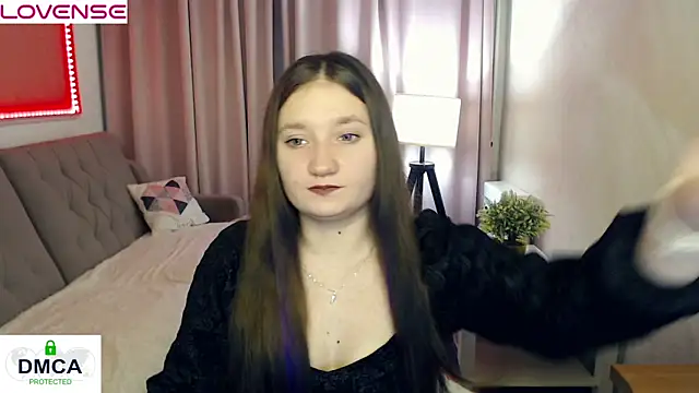 Snapshot of chatting on February 20, 1:02 pm online show from February 20, 1:02 pm