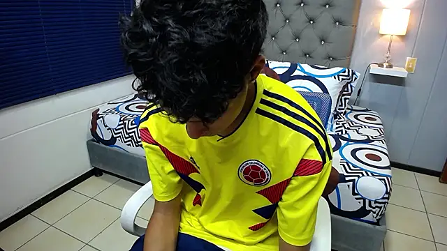 Snapshot of georgeowennss chatting on February 27, 1:00 pm georgeowennss online show from February 27, 1:00 pm