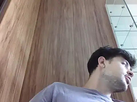 machodotado97 online show from March 6, 6:58 pm