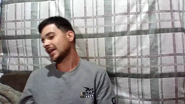 machodotado97 online show from April 12, 8:45 pm