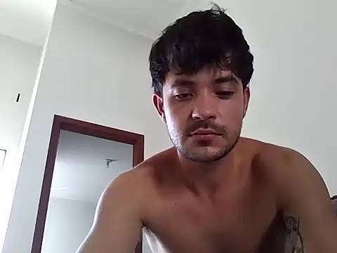 machodotado97 online show from February 22, 4:30 pm