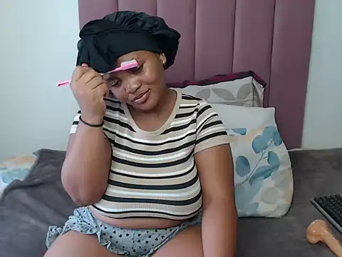 Snapshot of MsSexyAi chatting on March 2, 12:56 pm MsSexyAi online show from March 2, 12:56 pm