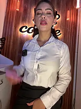 Snapshot of samanta_94 chatting on May 9, 9:40 pm samanta 94 online show from May 9, 9:40 pm