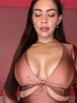 Snapshot of samanta_94 chatting on May 19, 9:11 pm samanta 94 online show from May 19, 9:11 pm
