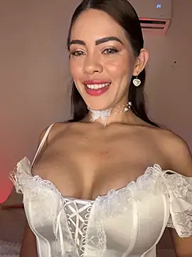 Snapshot of samanta_94 chatting on April 24, 12:07 pm samanta 94 online show from April 24, 12:07 pm