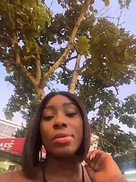 ZarahFerreira online show from March 18, 11:27 pm