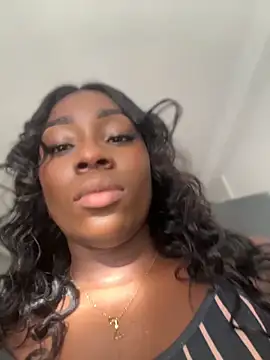 ZarahFerreira online show from April 12, 10:02 pm