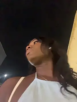 ZarahFerreira online show from March 28, 12:55 am