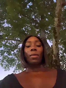 ZarahFerreira online show from March 17, 11:30 pm