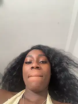 ZarahFerreira online show from May 10, 5:37 pm