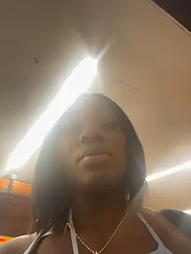 ZarahFerreira online show from March 10, 11:20 pm