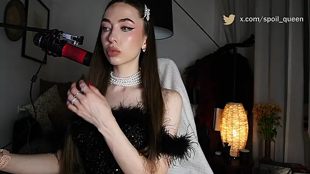 supreme dominatrix online show from May 13, 8:49 pm