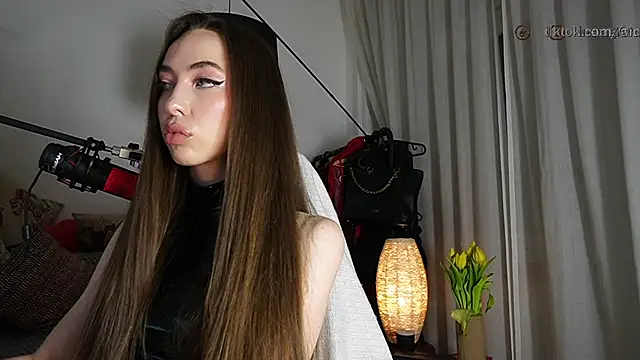 supreme dominatrix online show from April 23, 8:54 pm