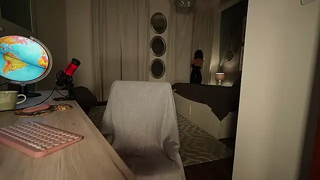 supreme dominatrix online show from March 20, 9:02 pm