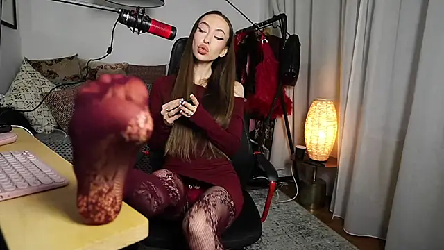 supreme dominatrix online show from November 21, 9:47 pm