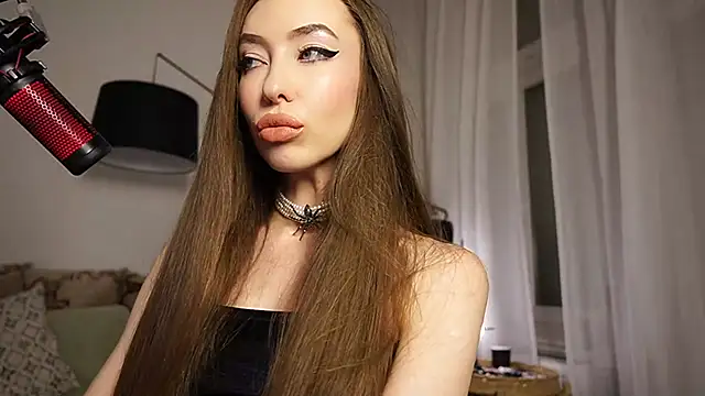 supreme dominatrix online show from September 13, 8:31 pm