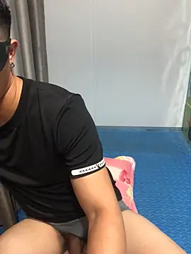  Men 2026 online show from April 19, 8:59 am