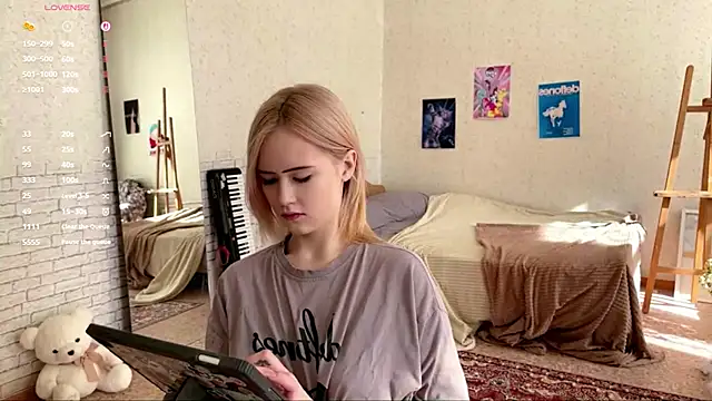 LotusHinata online show from March 13, 4:28 am