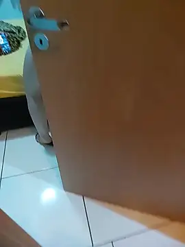 Men-TOP1 online show from April 6, 1:12 am