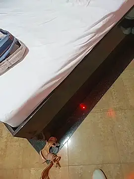 Snapshot of Men-TOP1 chatting on February 28, 1:22 pm Men-TOP1 online show from February 28, 1:22 pm