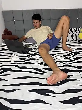 19daniboy online show from March 12, 9:08 pm