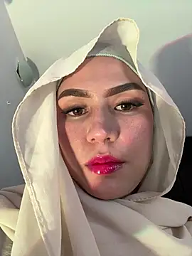 Snapshot of Darsha_Khemu chatting on July 18, 9:01 pm Darsha Khemu online show from July 18, 9:01 pm