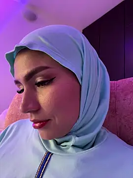 Snapshot of Darsha_Khemu chatting on June 19, 9:31 pm Darsha Khemu online show from June 19, 9:31 pm