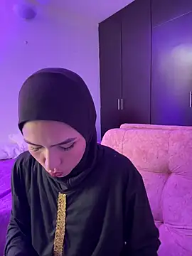 Snapshot of Darsha_Khemu chatting on June 17, 8:30 pm Darsha Khemu online show from June 17, 8:30 pm