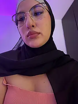 Snapshot of Darsha_Khemu chatting on June 9, 8:54 pm Darsha Khemu online show from June 9, 8:54 pm