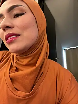Snapshot of Darsha_Khemu chatting on June 12, 10:18 pm Darsha Khemu online show from June 12, 10:18 pm