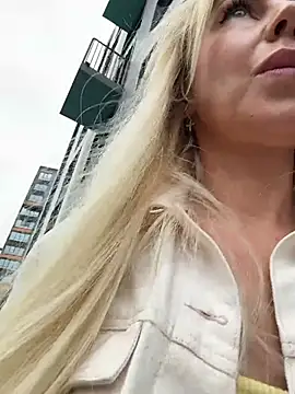 LisaMurr online show from June 1, 2:17 pm