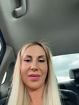 LisaMurr online show from April 23, 10:11 am