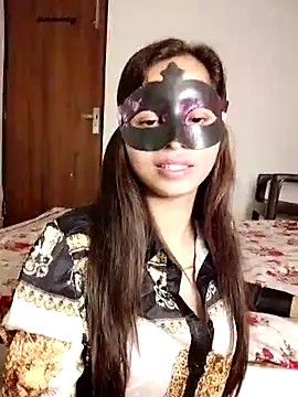 cute girl 29 online show from May 15, 6:39 pm