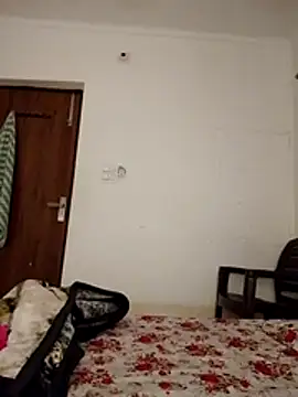 cute girl 29 online show from April 10, 8:16 pm