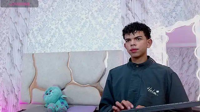 keahi tay online show from March 7, 11:38 am