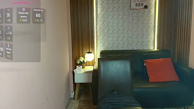 MoriahStorm online show from July 15, 12:56 pm