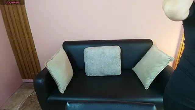 MoriahStorm online show from April 4, 12:56 pm