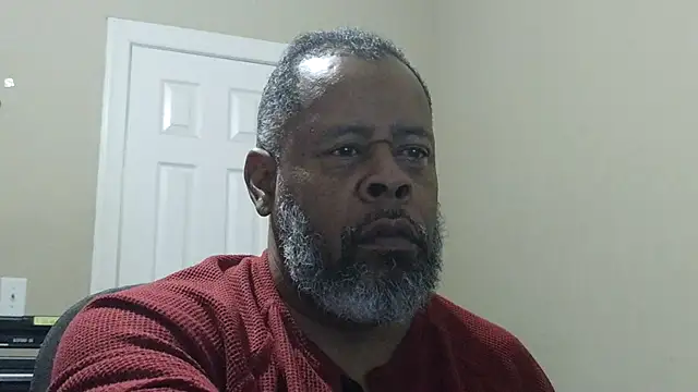 Cleozevo1961 online show from April 2, 5:14 am