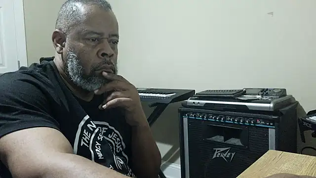 Cleozevo1961 online show from March 20, 2:56 am