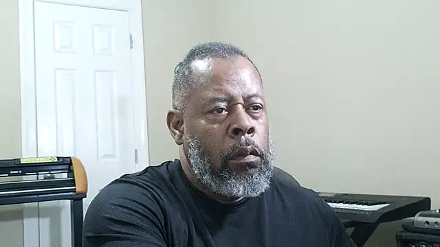 Cleozevo1961 online show from March 23, 5:02 pm