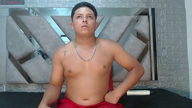 Alexa-Dulce online show from April 8, 3:19 am