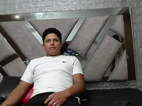 Alexa-Dulce online show from March 12, 7:07 pm