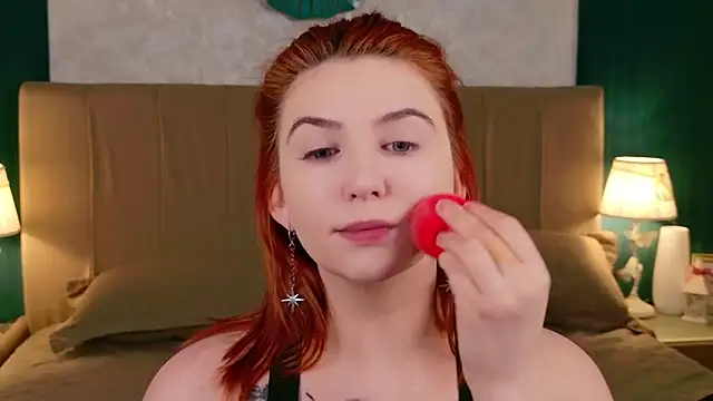 Melanie Stouns online show from April 4, 3:40 pm