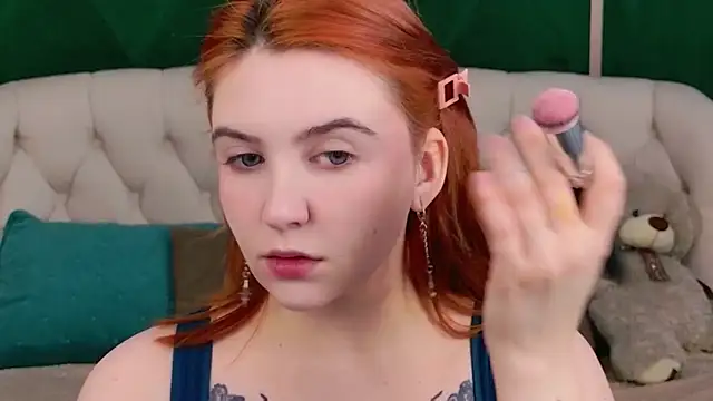 Melanie Stouns online show from April 15, 11:27 am