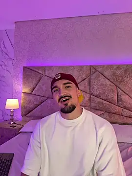 SavageCross1 online show from February 19, 9:23 pm