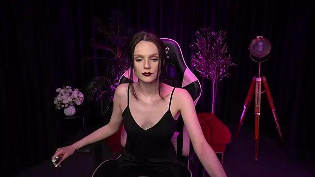 Wild Alice me online show from April 19, 3:24 pm