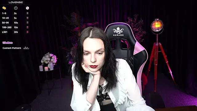 Wild Alice me online show from March 25, 4:06 pm